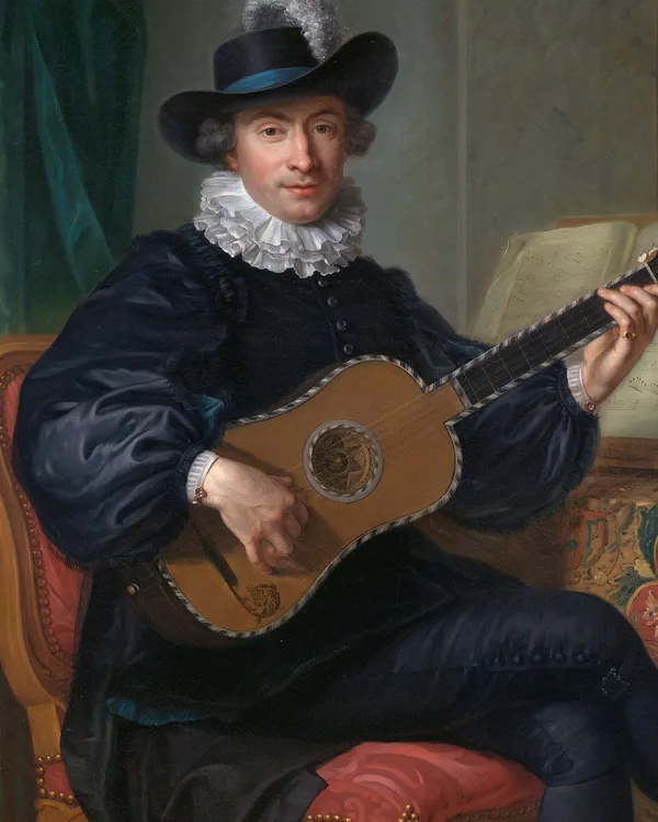 Caballero con sombrero negro y gorguera de encaje tocando la guitarra, con partituras detrás